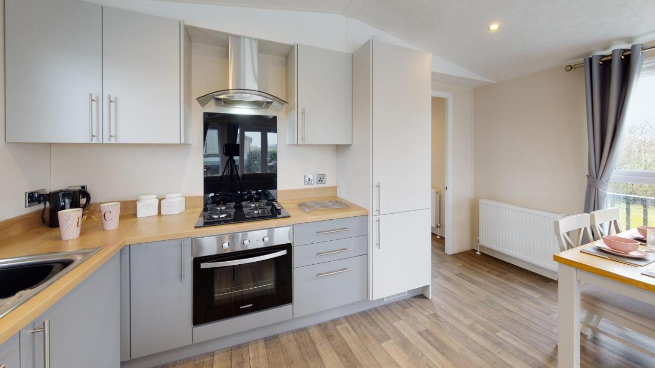 Brackenborough Lakes Resort Louth  Eksteriør bilde