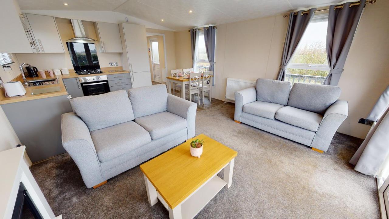 Brackenborough Lakes Resort Louth  Eksteriør bilde