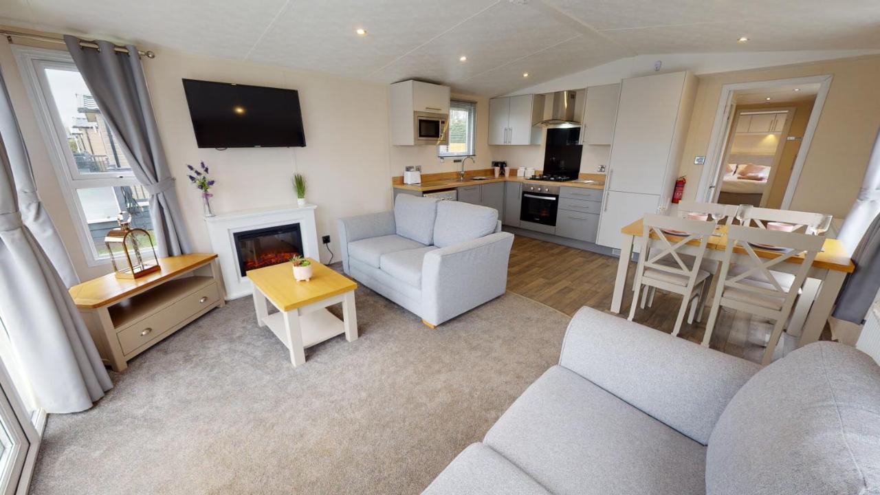 Brackenborough Lakes Resort Louth  Eksteriør bilde
