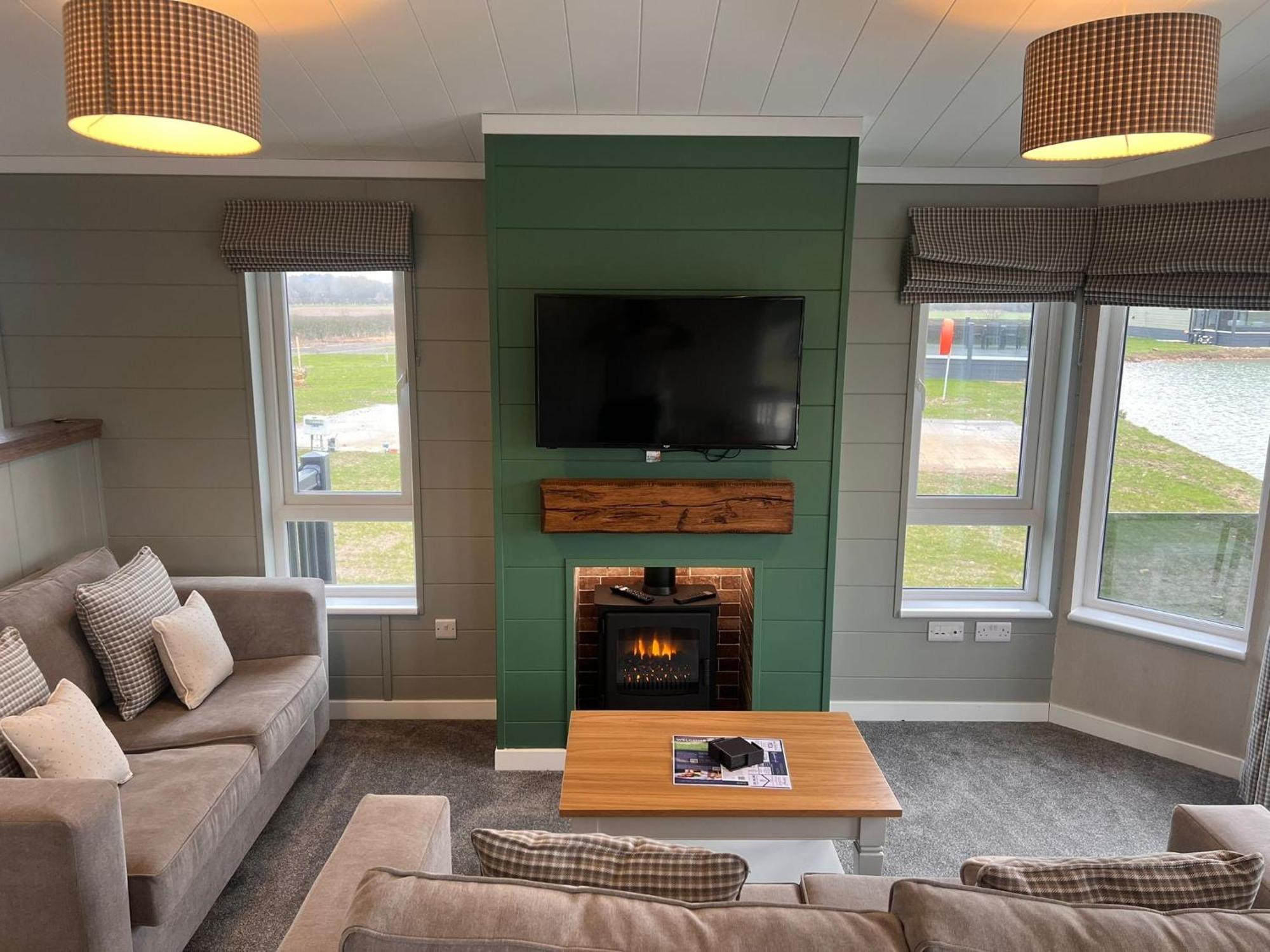 Brackenborough Lakes Resort Louth  Eksteriør bilde
